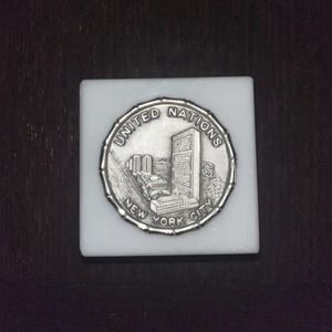 United Nations NYC paperweight- vintage from 1980s